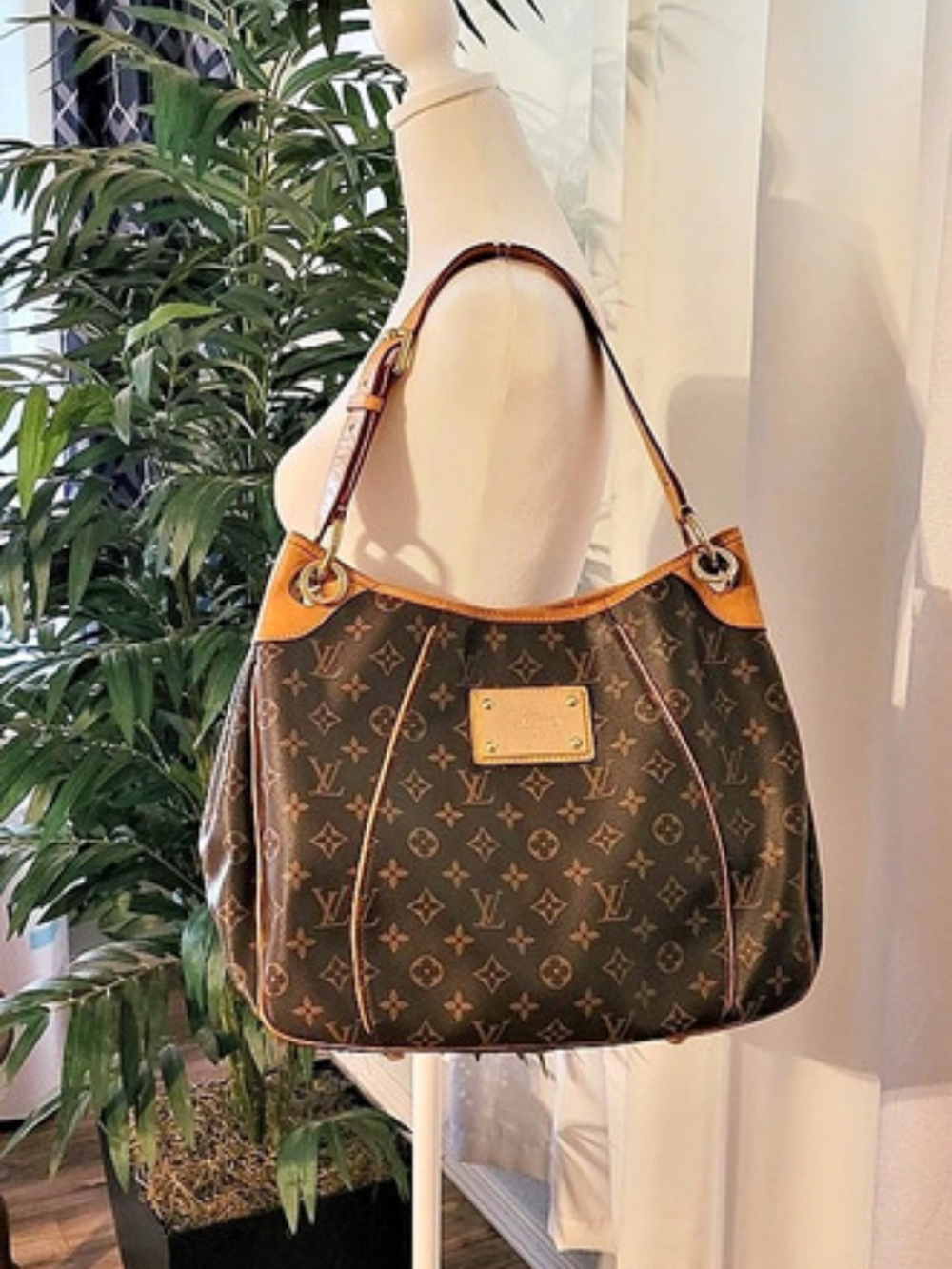 Louis Vuitton Galleria GM Monogram Hobo Bag Brown & Gold